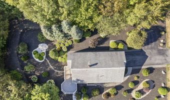 146 Parkwood Dr, Augusta, ME 04330