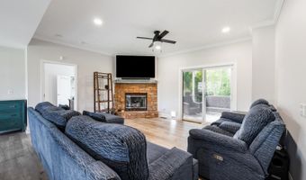 136 Montfair Dr, Amherst, VA 24521