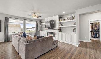 604 Meadow Rd, Adel, IA 50003
