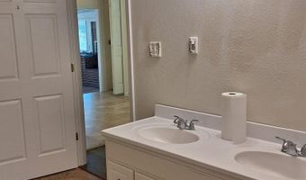 163 High Bluff Rd, Baxley, GA 31513