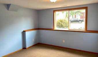 1905 20th St SW, Austin, MN 55912