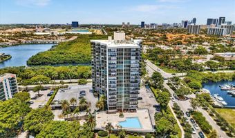 3375 N Country Club Dr 208, Aventura, FL 33180