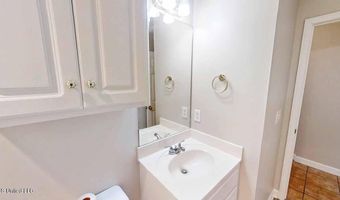 594 Acorn Ln, Brandon, MS 39047