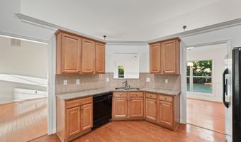 723 York View Dr, Auburn, GA 30011