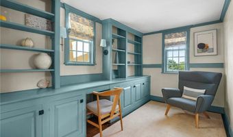 27 William St, Newport, RI 02840