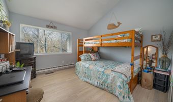 22 Harbour Vlg A, Branford, CT 06405