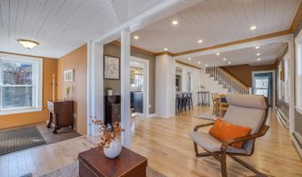 3 Wayman Ln, Bar Harbor, ME 04609