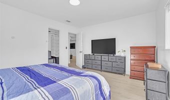 733 OVERLOOK Dr, Apopka, FL 32703