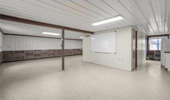 90917 240th St, Austin, MN 55912