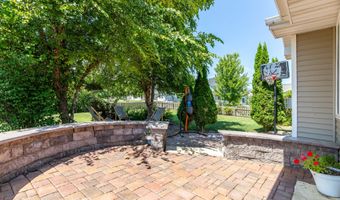 3005 Cedar Ln, Ames, IA 50014