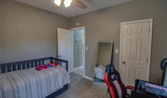 2828 Residence St, Alton, IL 62002