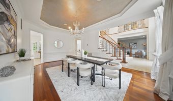 43582 OLD KINDERHOOK Dr, Ashburn, VA 20147