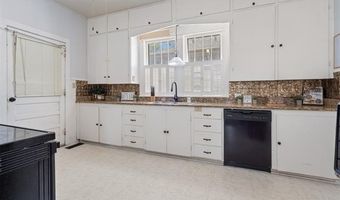 411 D St NW, Ardmore, OK 73401
