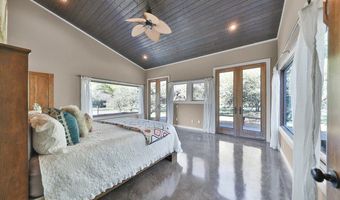 1523 Meadow Gln, Adkins, TX 78101