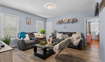 14 Parker St, Central Falls, RI 02863
