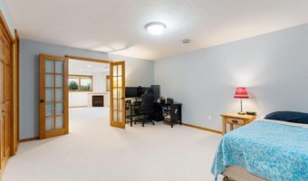1300 26TH St SW, Austin, MN 55912