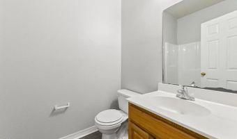 6118 E Benton St, Bay St. Louis, MS 39520