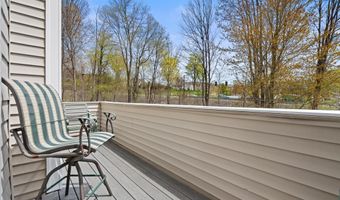 68 Stetson Pl 68, Danbury, CT 06811