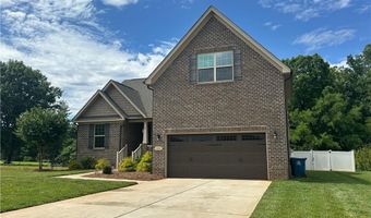 107 Saddlebrook Dr, Advance, NC 27006