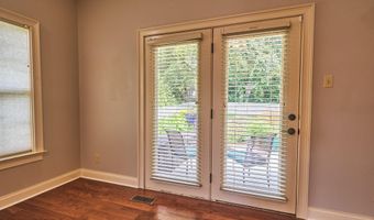 944 Southwick Dr, Alcoa, TN 37701