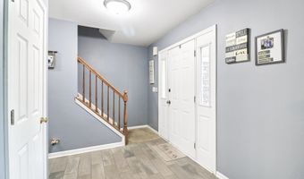 1256 Edgewater Ln, Antioch, IL 60002
