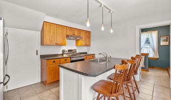 880 S Barre Rd, Barre, VT 05641