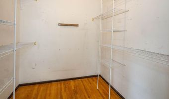 153 12th St, Belford, NJ 07718
