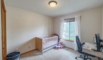 1201 Forrest Glenn Dr, Arkansas City, KS 67005
