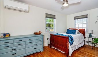 42 Grasslands Rd, East Greenwich, RI 02818