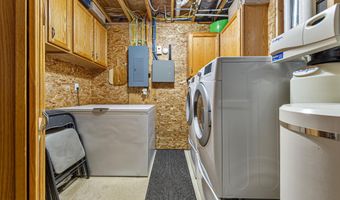 1006 24th Ave NW, Austin, MN 55912