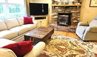 1892 Old Louisquisset Pike, Lincoln, RI 02865