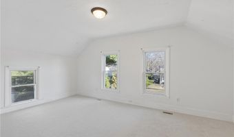 302 Benton St, Anoka, MN 55303