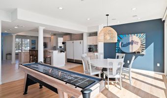 8 Jibsail Dr, Bayville, NJ 08721