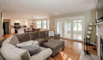 4 Jennifer Ln, Amherst, NH 03031