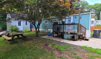23 WOODRIDGE Dr, Burrillville, RI 02839