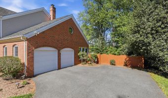 5014 GLEN PARK Rd, Annandale, VA 22003