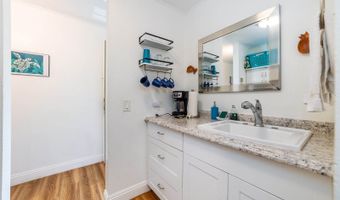 75-5776 Kuakini Hwy, Kailua Kona, HI 96740