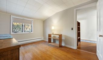 201 Clyde Rd, Bangor, ME 04401