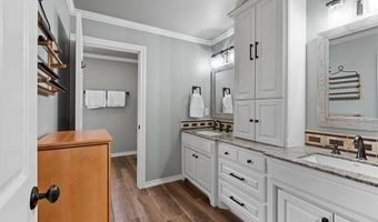 2524 Georgetown Cir, Bartlesville, OK 74006