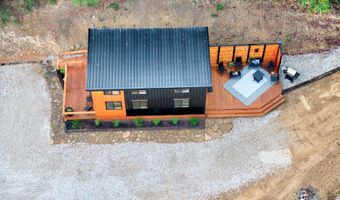 576 Pine Grove Rd, Beattyville, KY 41311