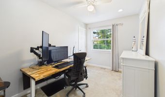 33 STEPHANIE Dr, Bear, DE 19701