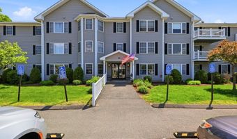 24 Greenleaves Dr 413, Amherst, MA 01002