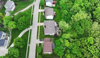 500 Terrington Dr, Ballwin, MO 63021