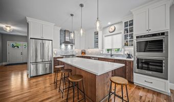71 Signature Dr, Barrington, NH 03825