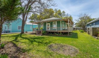 112 14th St, Apalachicola, FL 32320