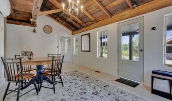 992 Pequawket Trl, Baldwin, ME 04091