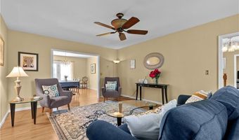 20 Morrison Ave, Middletown, RI 02840