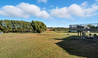22980 105th St, Anamosa, IA 52205