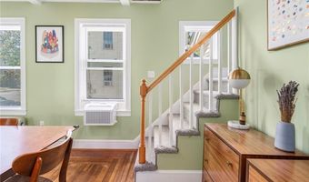 163 Bluff Ave, Cranston, RI 02905