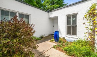 1019 Young Pl, Ann Arbor, MI 48105